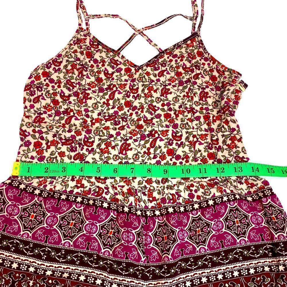 Hollister Sleeveless Paisley Pink and Burgundy Women’s Summer Romper Size Medium - Picture 6 of 9